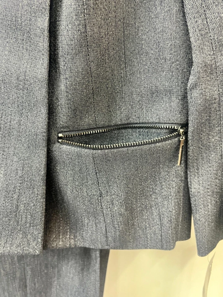 Evan Piccone Luxurious Polyester Lined Blue Denim Pant Suit - 3/4 Sleeve Jacket - Image 4 of 4