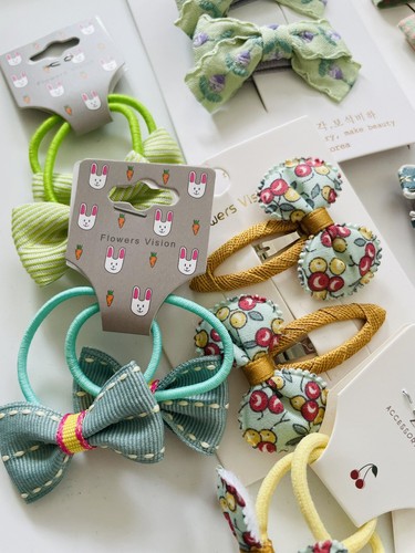16PCs Girl Hair Clips Toddler Hairpins Pom Pom Ball Hair Ties Ribbon Bow Au - Picture 3 of 5