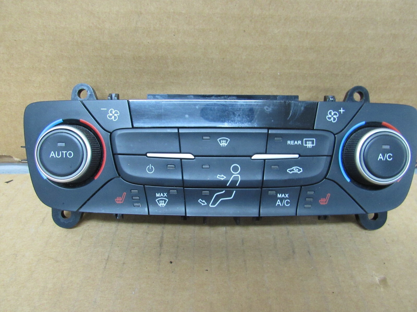 Picture 1 of 4