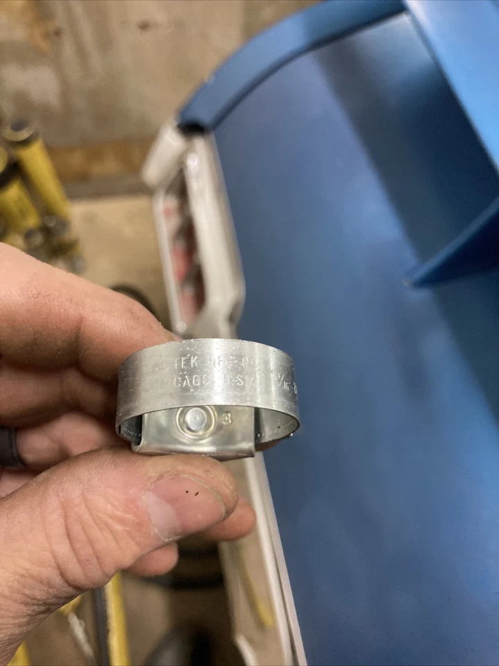 1. Abrazadera de manguera de torre Wittek 3/16 nos Foto 4 de 4