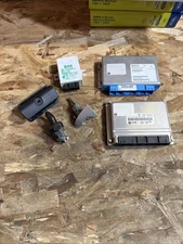 E39 540i 2000 E38 740i ECU DME IGNITION SWITCH EWS KEY COMPLETE SET OEM *Damage*