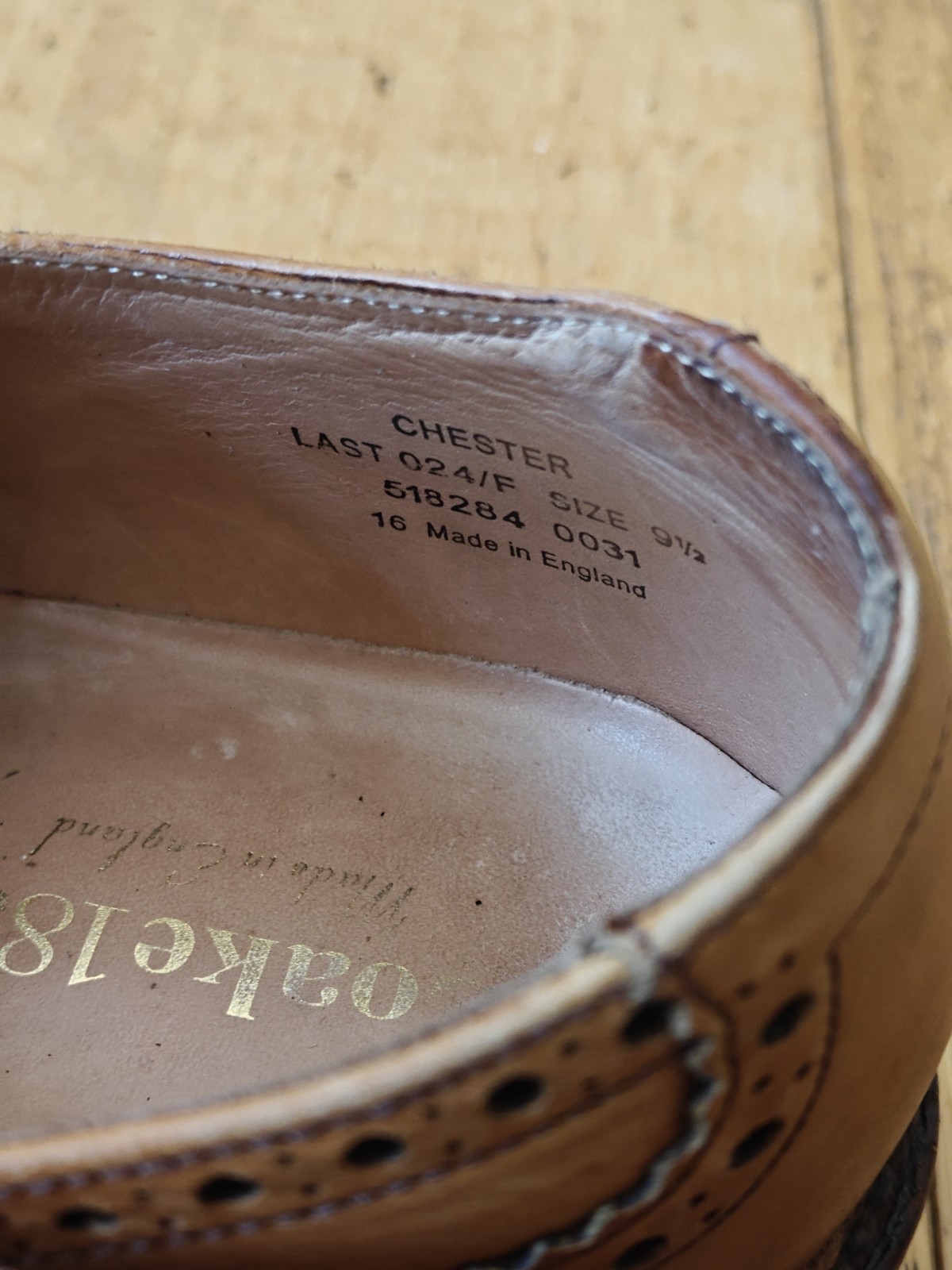 Loake 1880 Chester Tan Brown Leather Derby Brogue Shoes Men's UK 9.5 F image 7