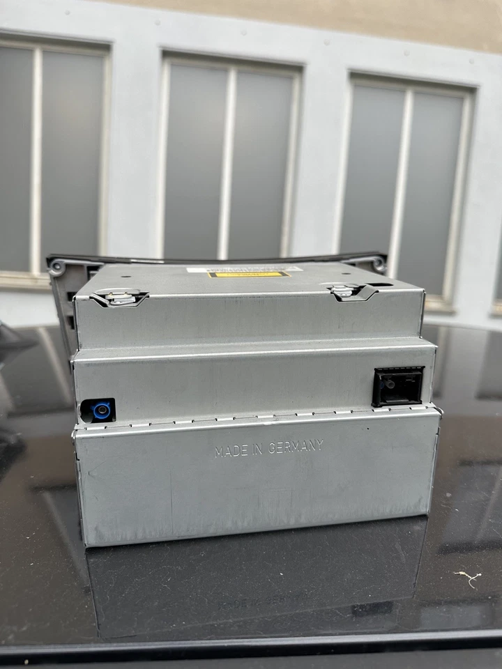 Orig. Mercedes E Klasse W211 Radio Navi Navigation A 2118704589 - Bild 2 von 4