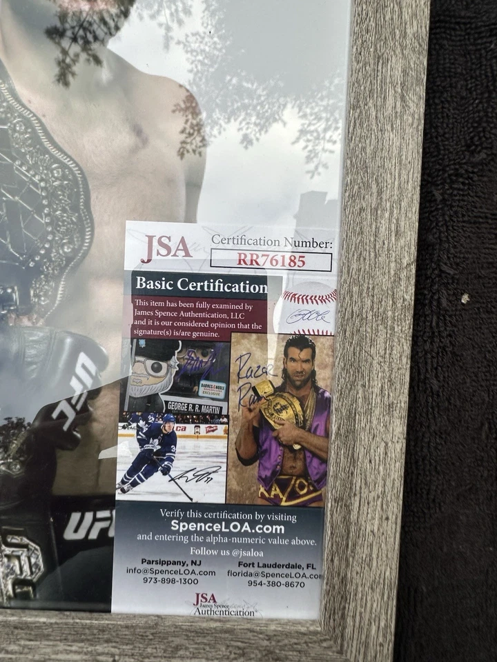 Foto firmada por Khabib Nurmagomedov de 8x10 con cinturón UFC JSA testigo certificado de autenticidad prueba Foto 4 de 4