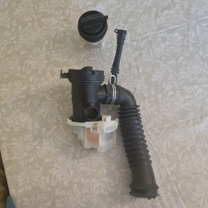 Bosch / Siemens / Constructa Laugenpumpe KEBS 111/047 Ablaufpumpe + Flusenfilter