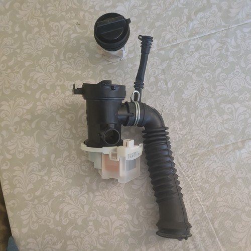 Bosch / Siemens / Constructa Laugenpumpe KEBS 111/047 Ablaufpumpe + Flusenfilter