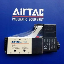 1PC NEW  SMC 4V310-10-DC12V