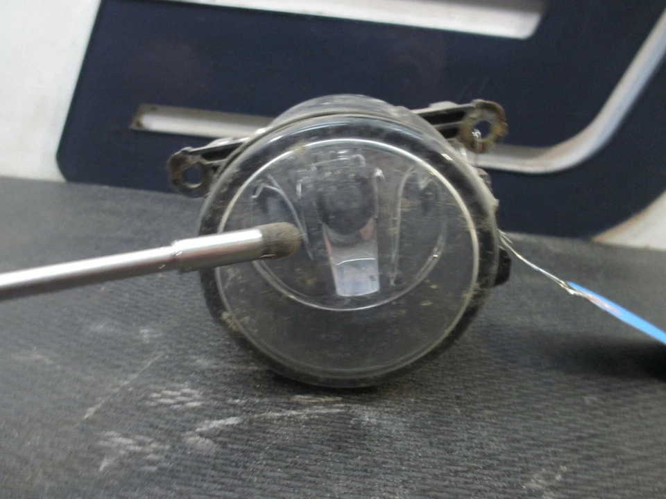 Luz antiniebla delantera derecha para pasajero Mitsubishi Eclipse Spyder 2007 lente Foto 3 de 4
