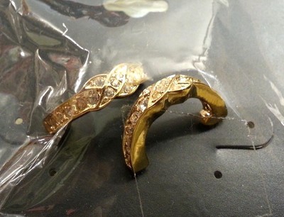 Beautiful Montgomery Ward By Invitation Pierced Earrings Gold Rhinestones 