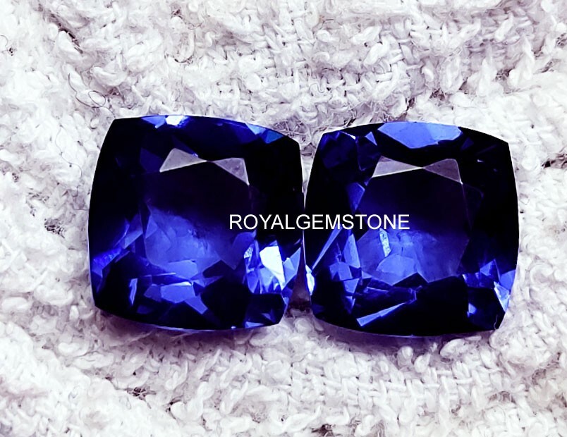 Pierre Tanzanite Bleue Facettée 104,8 Ct - Coussin - Création Labo - Neuf Avec étiquettes