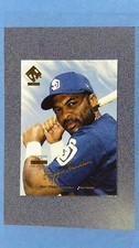 2000 Private Stock REGGIE SANDERS 15/34 Premiere Date San Diego Padres @QW19