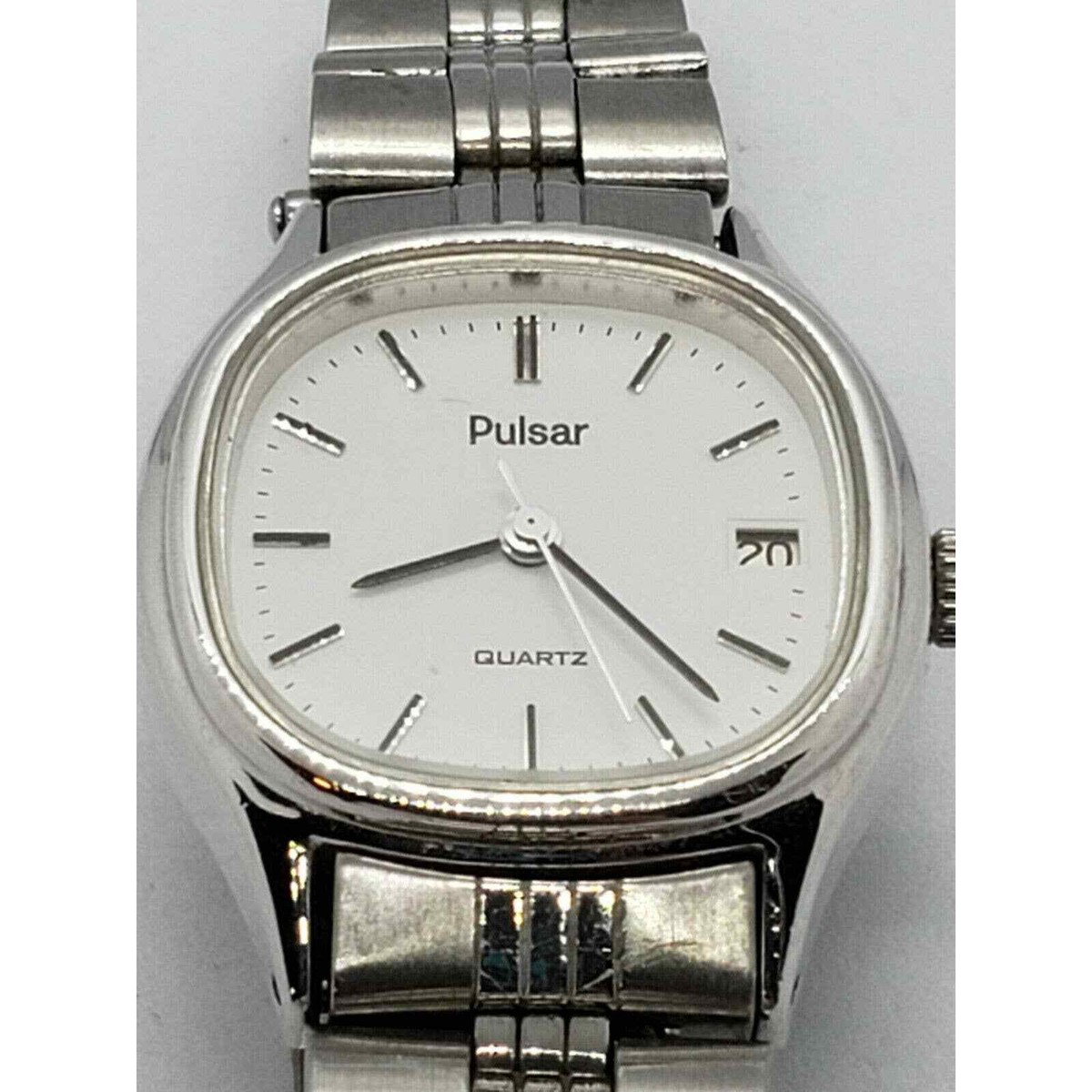 Vintage Pulsar by Seiko 23mm LADIES v247-5120 Needs A New  display picture 1