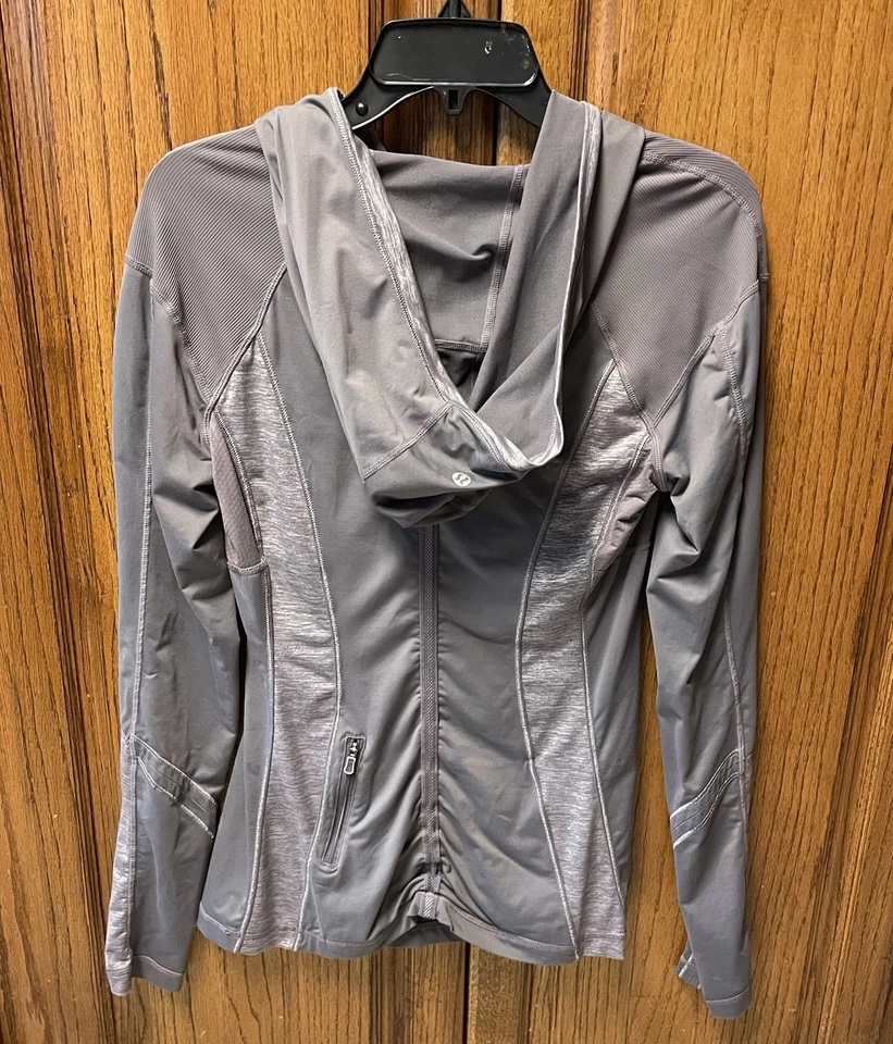 Lululemon Run for Your Life Hooded Top Sz 8 Pony Hole on Hood Thumb holes Cute  - Image 2 of 4