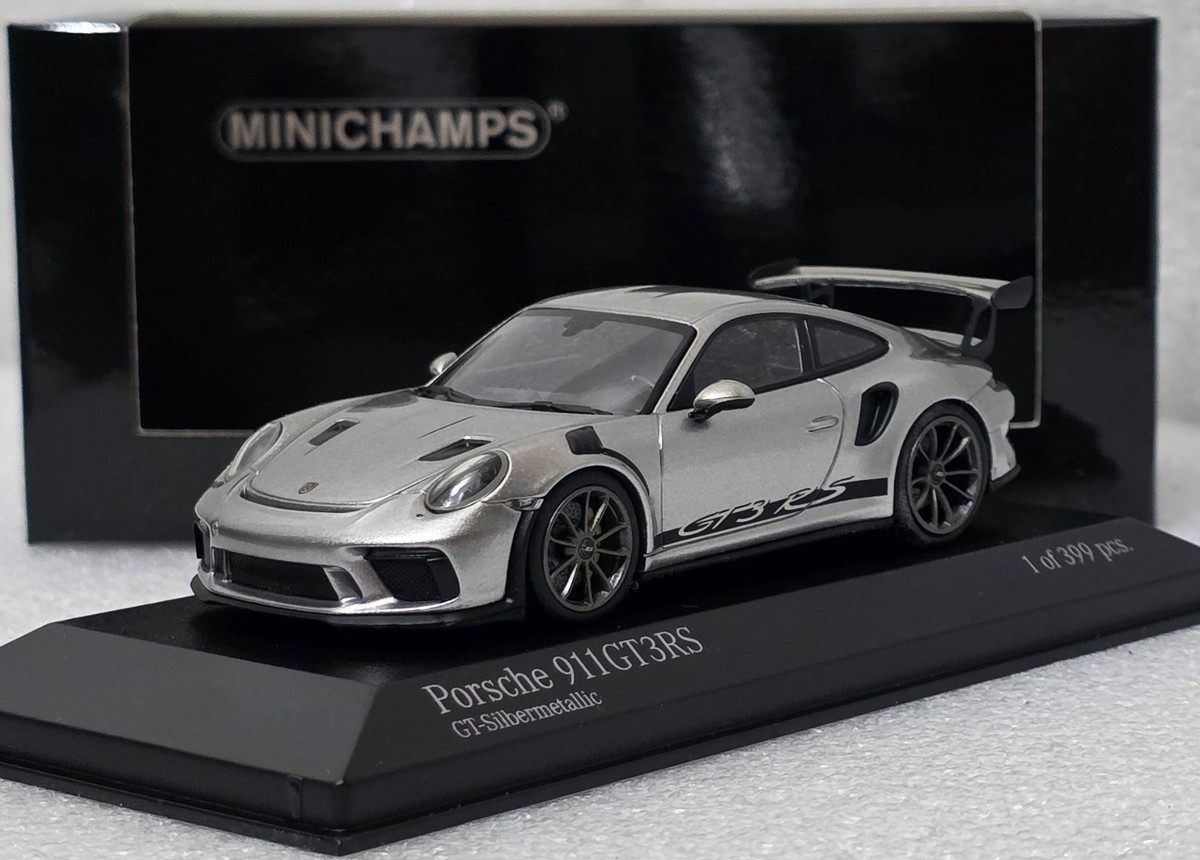 ミニチャンプス　ポルシェ　Porsche 911 GT3 RS 1/43 Porsche 911 (991.2) GT3 RS 2018 Silver 1:43 Minichamps 410067020