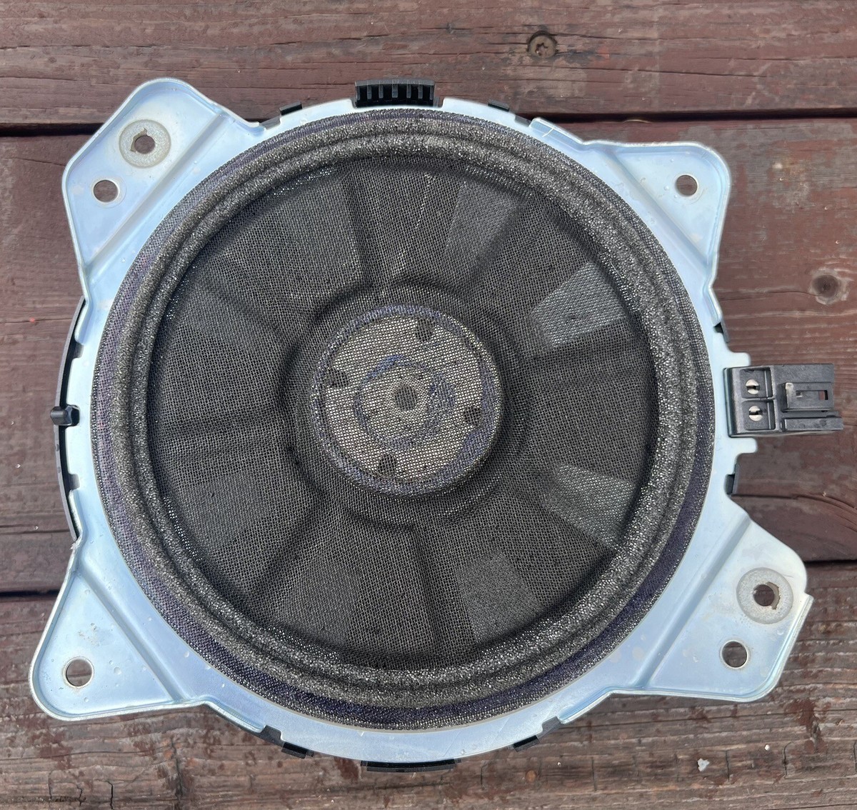 2009 Toyota Highlander Subwoofer Speaker 86160-0WJ40 | Genuine OEM