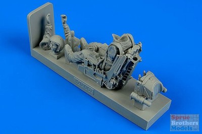 ARSAB320067 1:32 AeroBonus Su-27 Flanker FIghter Pilot with Ejection Seat