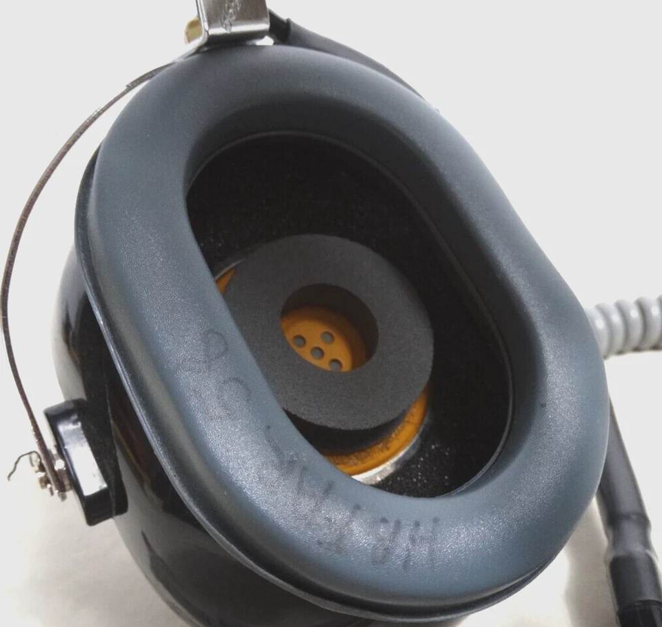 Straightaway David Clark Headset H-133c/A1C Untested - Image 2 of 4