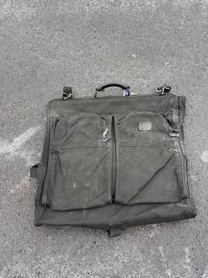 TUMI Alpha 2 Black Travel Garment Bag | Expandable Carry-On Suit Bag