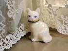 Fenton Vtg Iridescent Glass Birthstone Cat Blue/December Signed T. Gaskins GUC