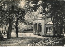 AK - 03 - Vichy - Park und Quelle der Celestins - Erwähnung Fotografie