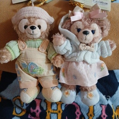 Shanghai Disney 25th Spring Duffy ShellieMay Plush Badge