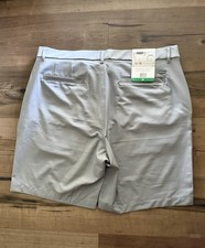 Greg Norman Men's Stretch Short - New With Tags