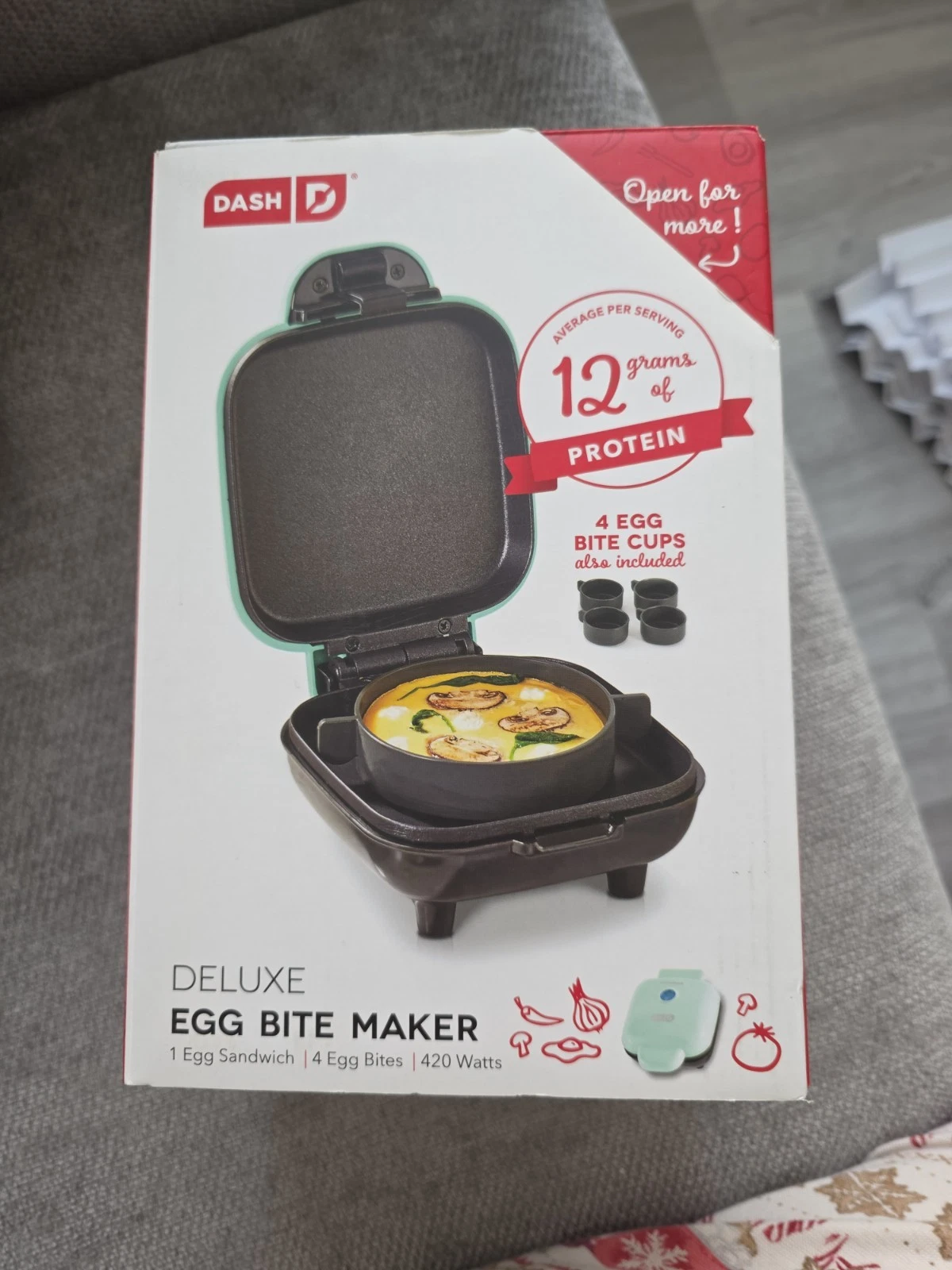 Dash Deluxe Egg Bite Maker Mint Green