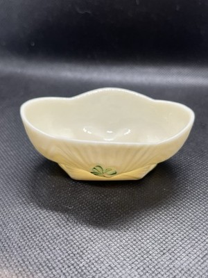 Vintage Belleek Pottery Ireland Shamrock open salt bowl