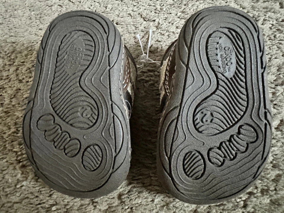 Zapatillas Deportivas Circo Marrón Niños Pequeños Jóvenes Talla 2 NUEVAS sin caja Foto 4 de 4