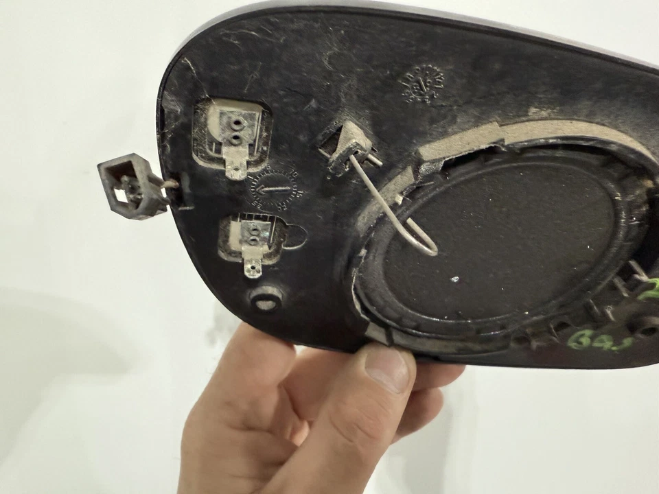 98-11 Lincoln Town Car Driver Side Mirror Glass Heated Auto Dim Rare Gold Tint - Image 4 of 4