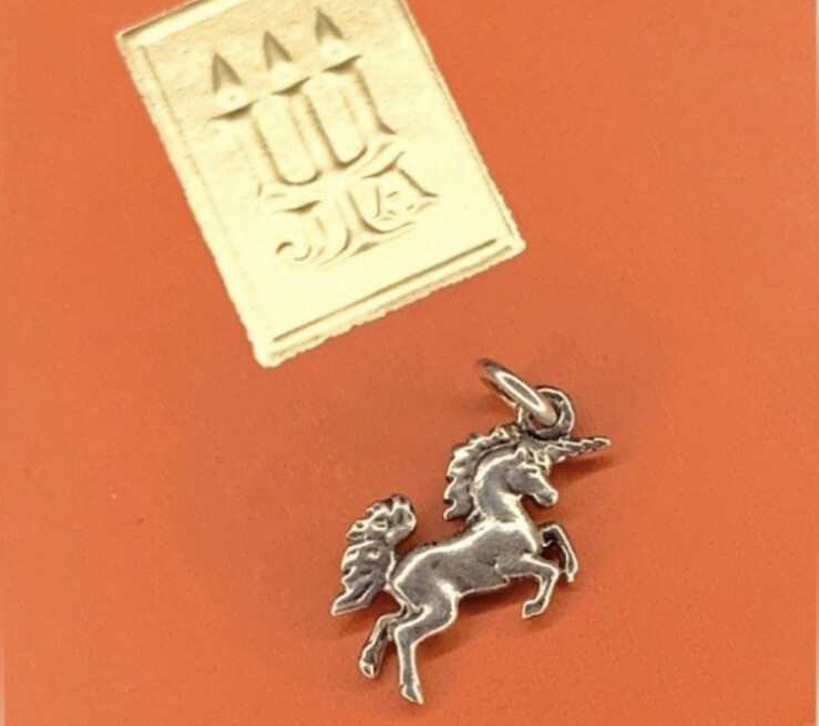Retired James Avery Silver 925 3D Unicorn Charm Gem