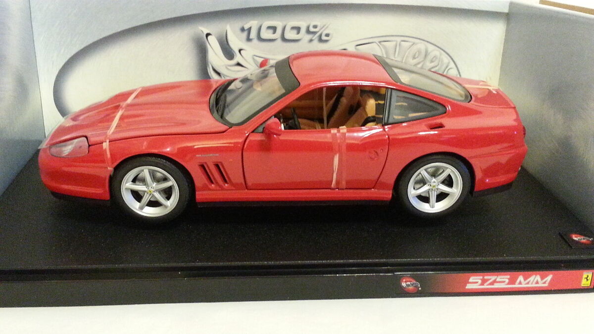 今年も話題の Hot wheels Ferrari 575 MM Red Coupe 1:18 scale NEW | eBay 乗用車