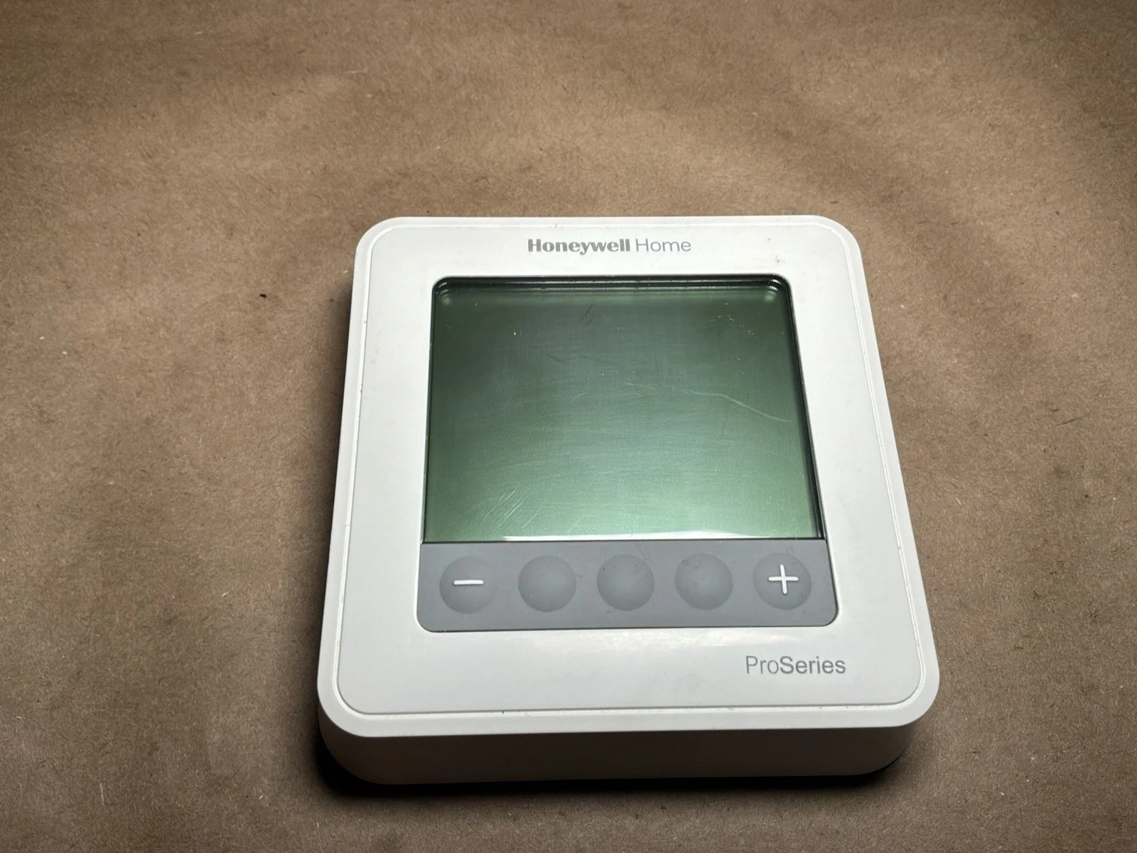 Honeywell Home T6 Pro Programmable Thermostat TH6220U2000