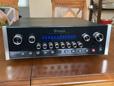 Mcintosh C46 2-Channel Solid State Control Center/Preamplifier