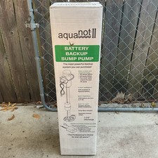 Discontinued Zoeller 585-0005 Aquanot 2 Battery Back-Up Sump Pump NOS