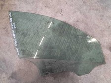 A2057253700 türscheibe vorne rechts MERCEDES CL. C W205 SW 651921 R2025-0001653 A2057253700 türscheibe vorne rechts MERCEDES CL. C W205 SW 651921 R2025-0001653