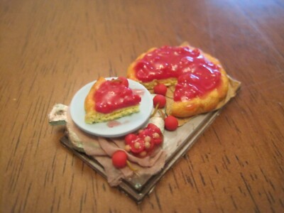 Cherry Pie dollhouse miniature 1:12 scale Artisan made