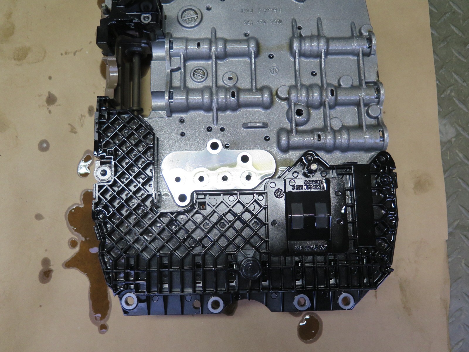 2006-2012 BENTLEY FLYING SPUR AUTOMATIC TRANSMISSION VALVE BODY MECHATRONIC