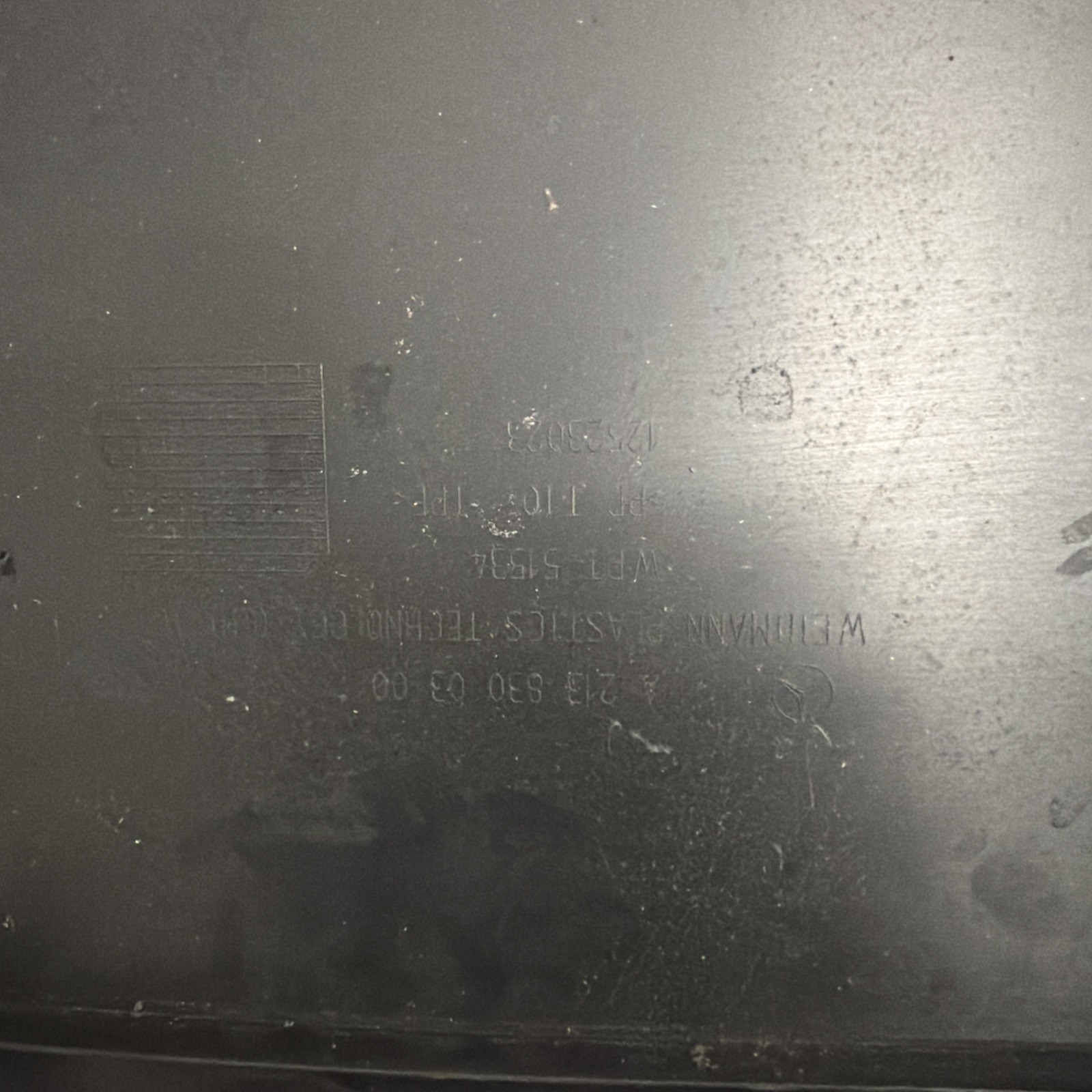 MERCEDES BENZ E CLASS W213 16-24 FRONT SCUTTLE PANEL TRIM LEFT SIDE A2138300300 thumbnail 3