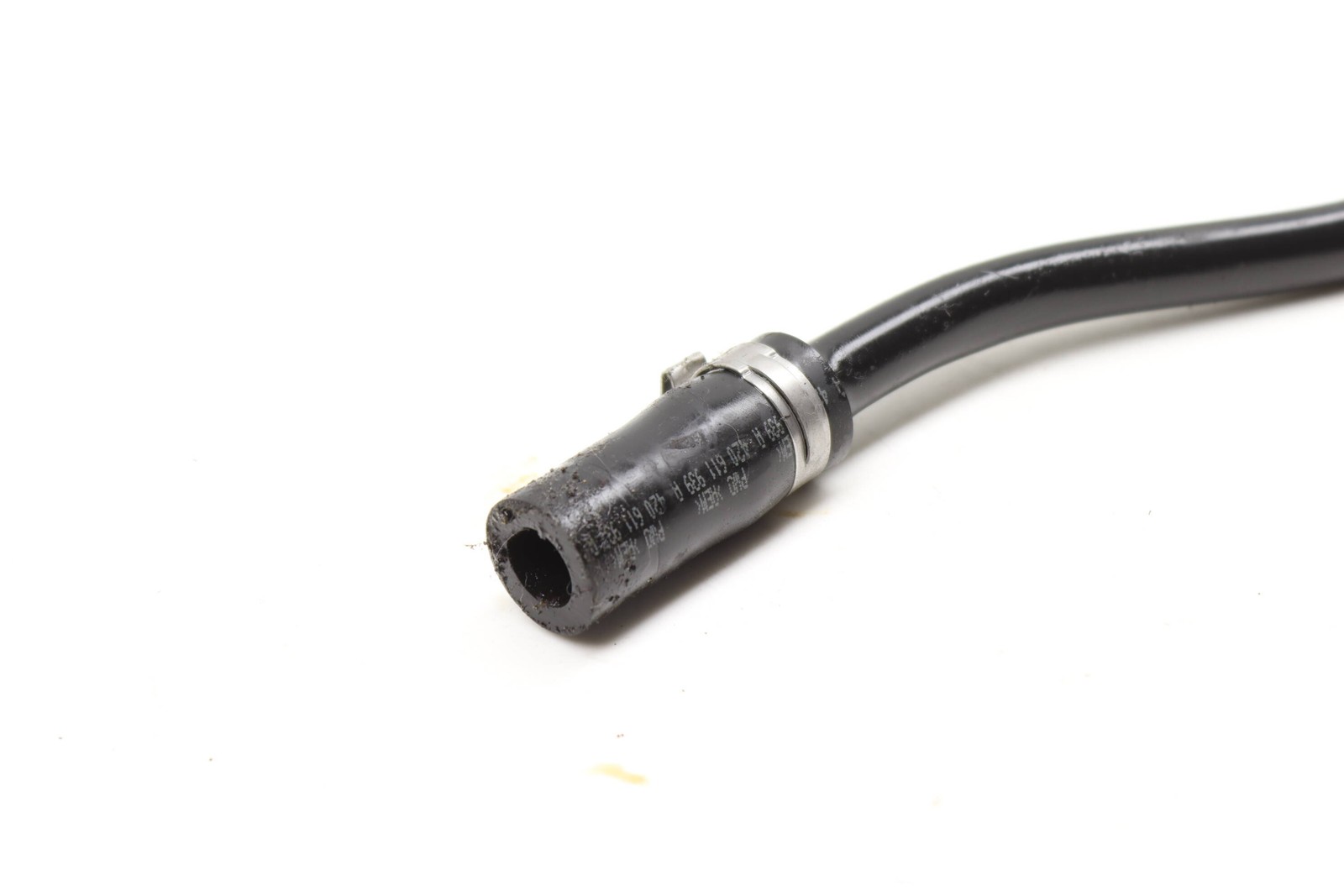 Audi R8 2008-2012 Hose pipe P/N 420611936D
