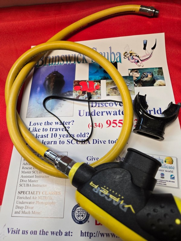 Mares Octo  36" Yellow hose Slim Line w/new mouth bite 
