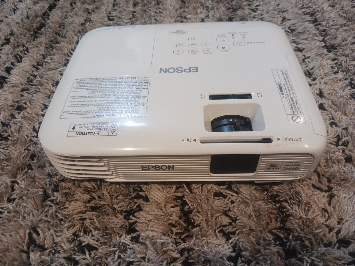 Epson Home Cinema 1060 1080p Full HD 3LCD Home Theater Projector