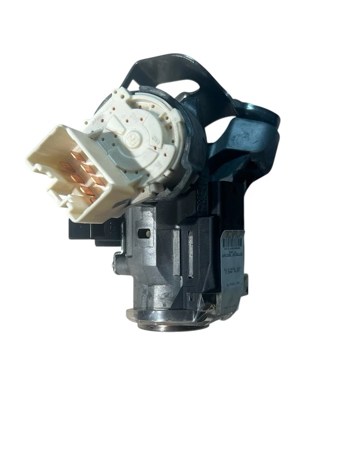 07-13 TOYOTA TUNDRA OEM IGNITION SWITCH ASSEMBLY FULL SET W/ KEY SHELL - Image 3 of 4