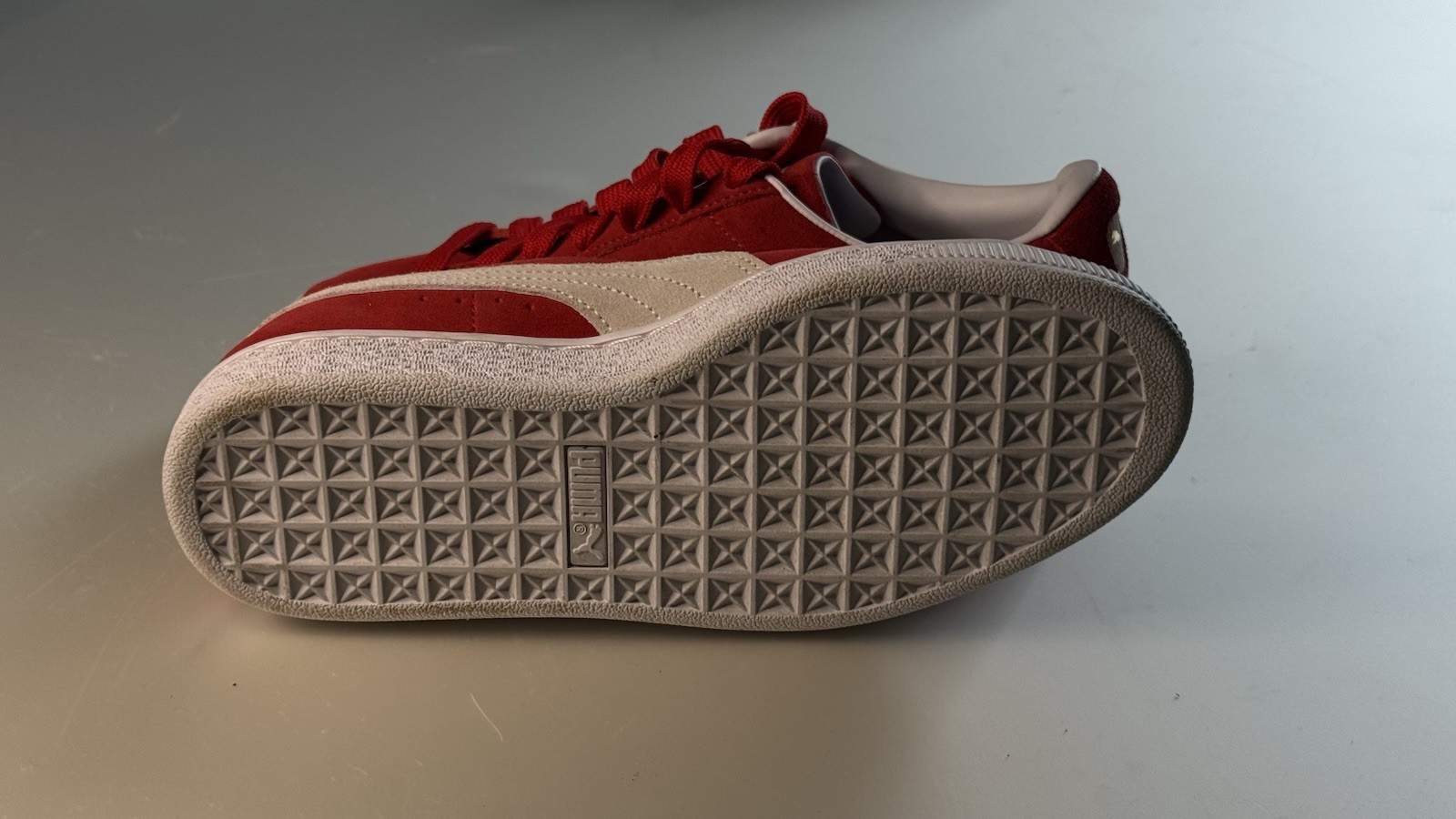 Puma Suede Classic XXI Mens Shoes Size 5.5, Color: High Risk Red/White image 5