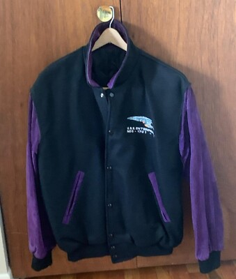 Rare Star Trek The Next Generation U.S.S. Enterprise NCC-1701-D Jacket LARGE *EC
