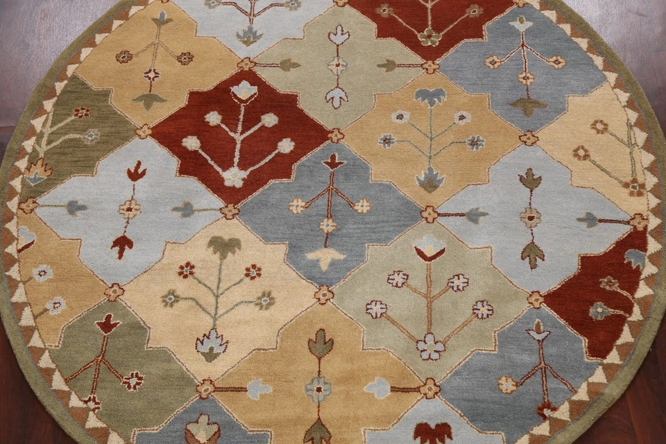 Stylish Living Room Round Rug 8x8 ft Luxurious Hand-tufted Wool Round Rug - Image 3 of 4