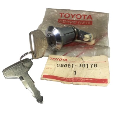 Genuine For Toyota Land Cruiser BJ60 FJ60 HJ60 Cylinder & Key Set