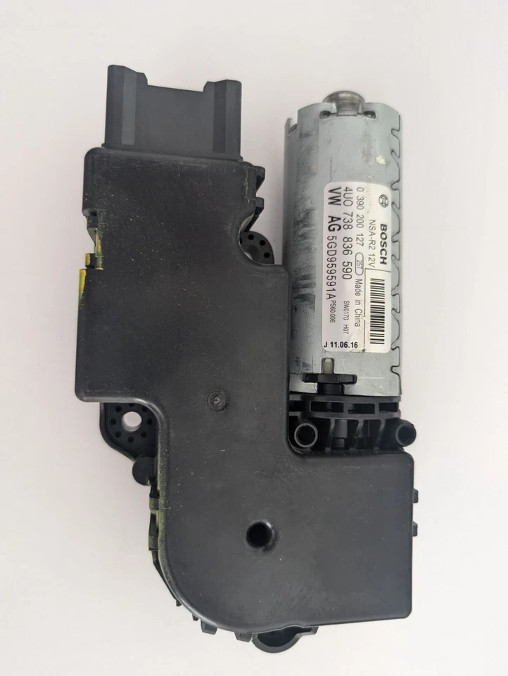 Fits 2015-2021 Volkswagen Golf, Golf R & GTI Sunroof Motor OEM - Image 2 of 2