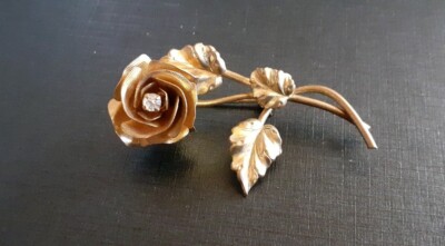 Antike Brosche Rose Blume vergoldet keine Punze Zirkonia Vintage 20.Jh. 