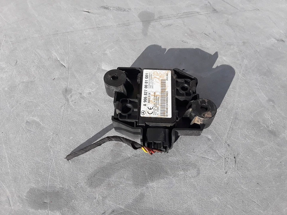 2010-2018 MERCEDES-BENZ SPRINTER 2500 TPMS TIRE PRESSURE MONITORING SENSOR OEM - Image 3 of 4